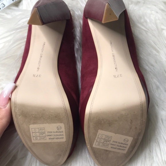 Burgundy suede heels - Picture 5 of 7